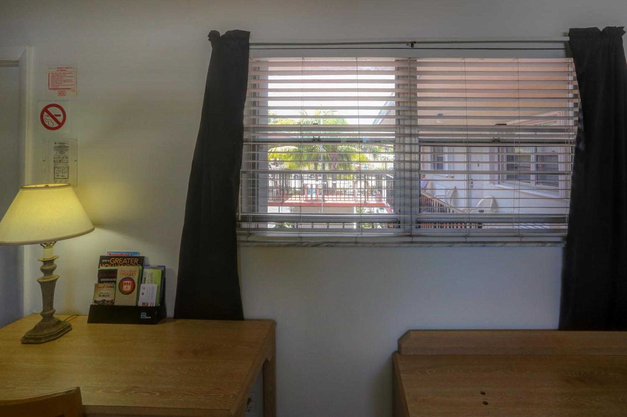 Richard'S Motel Studios Hollywood Chambre photo